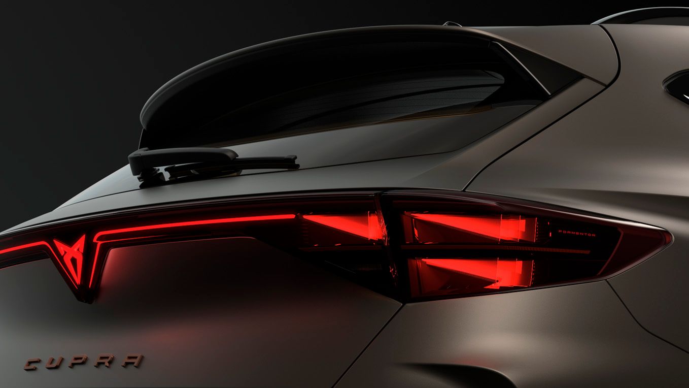 Fokusansicht der Heckleuchten des CUPRA Formentor.