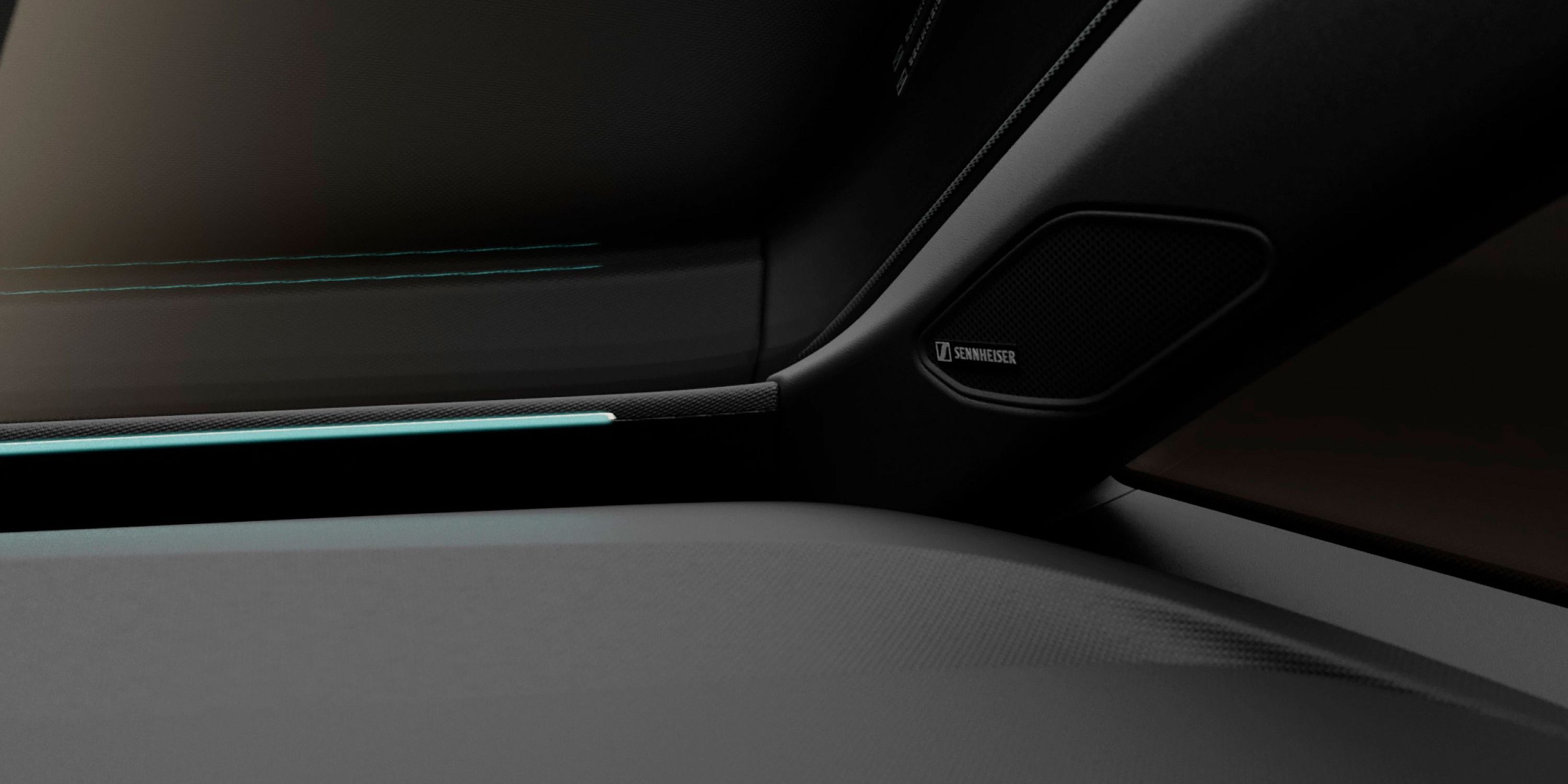 Innenansicht eines CUPRA Born mit Sennheiser-Sound und Smartlight