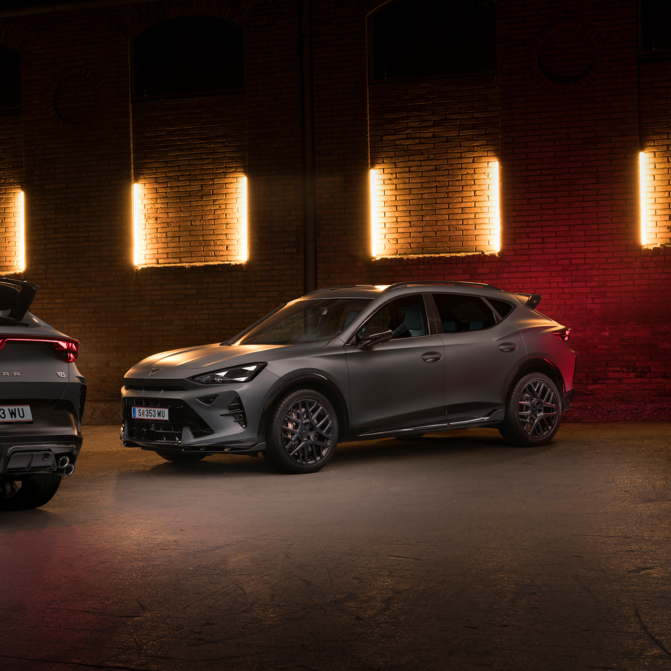 2 cupra formentor mit ABT Ausstattung in Halle geparkt