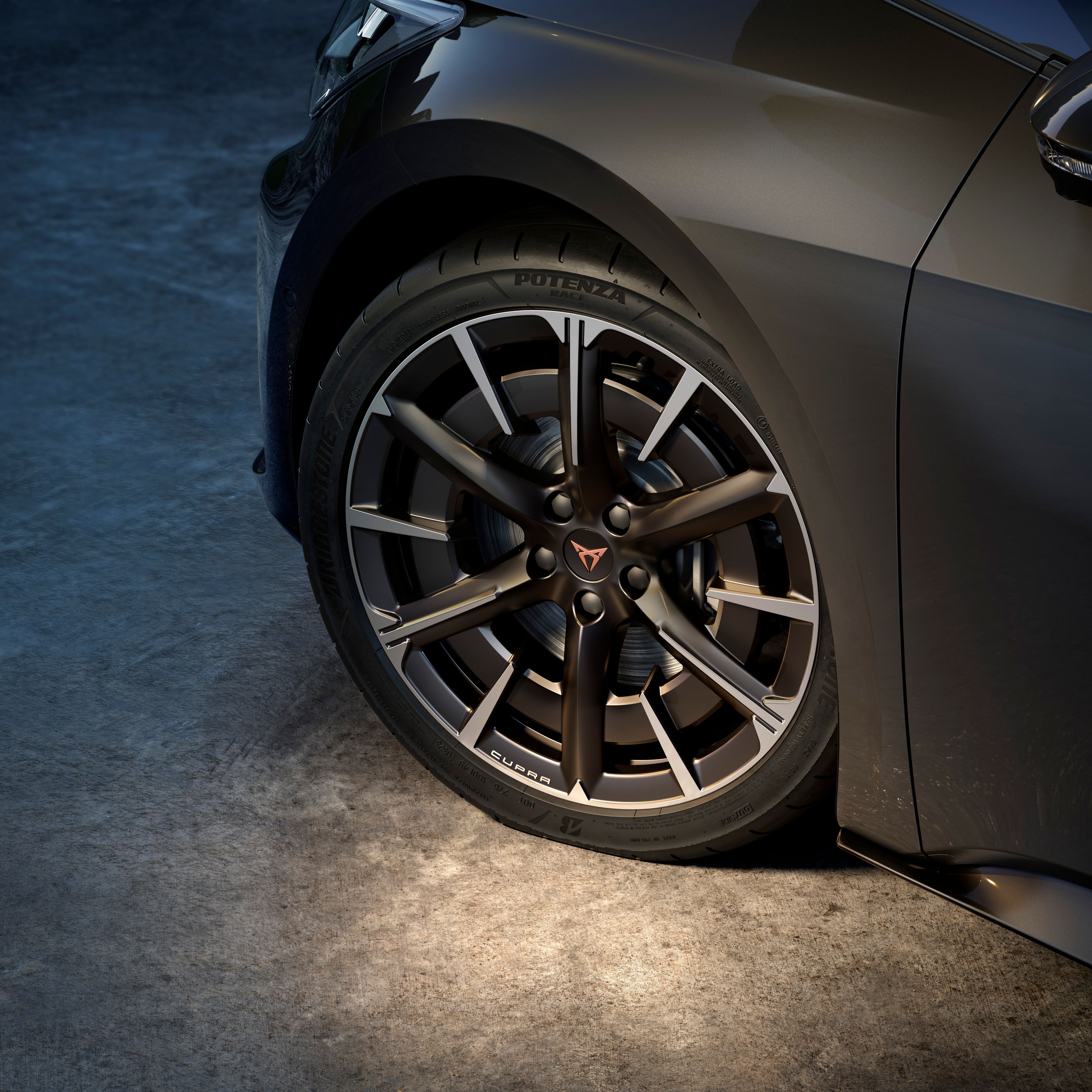 CUPRA Born Firestorm Felgen Silber