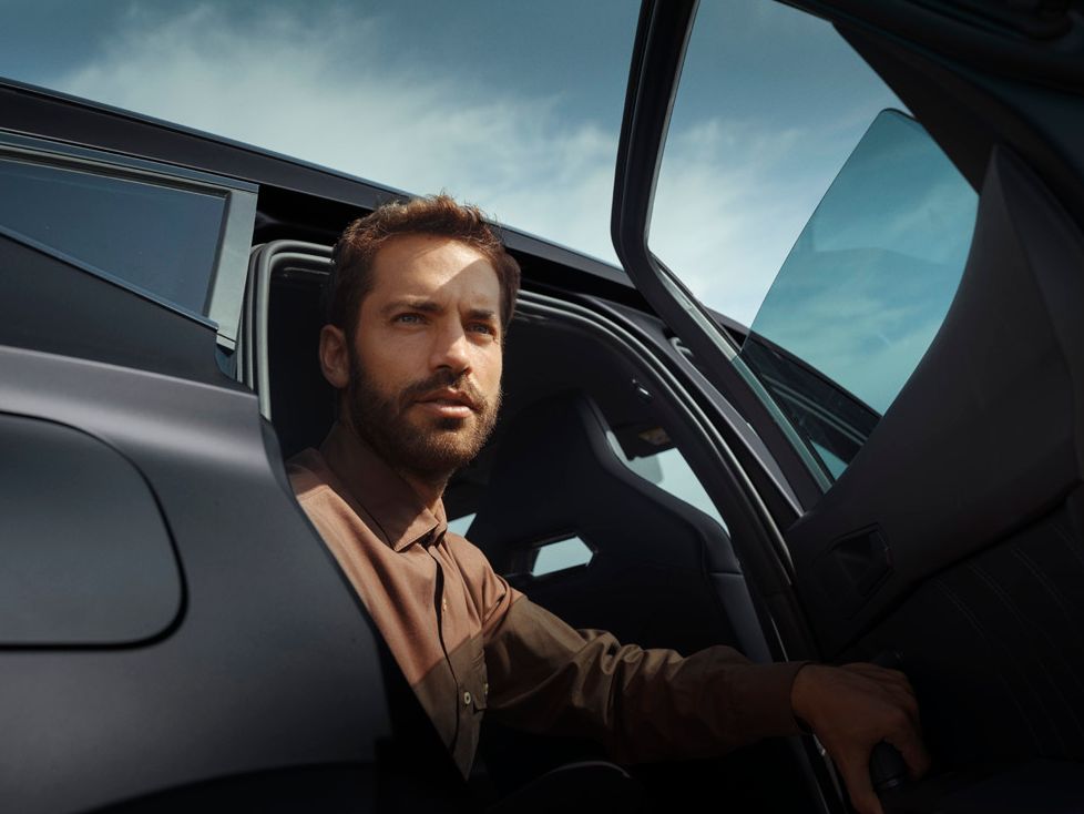 CUPRA Formentor auf einer Bergstraße