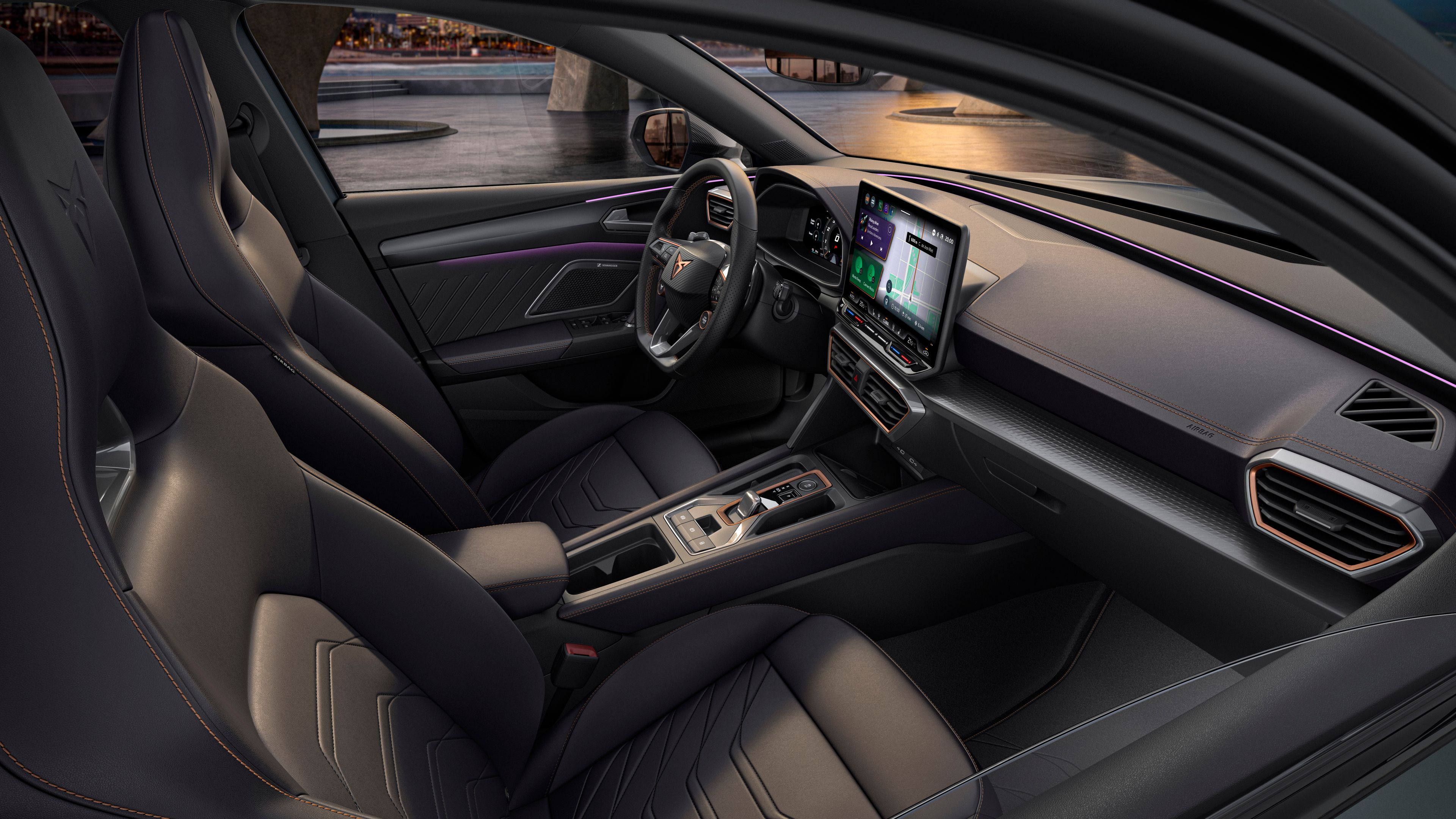 CUPRA Tavascan in Blau beim Ladevorgang