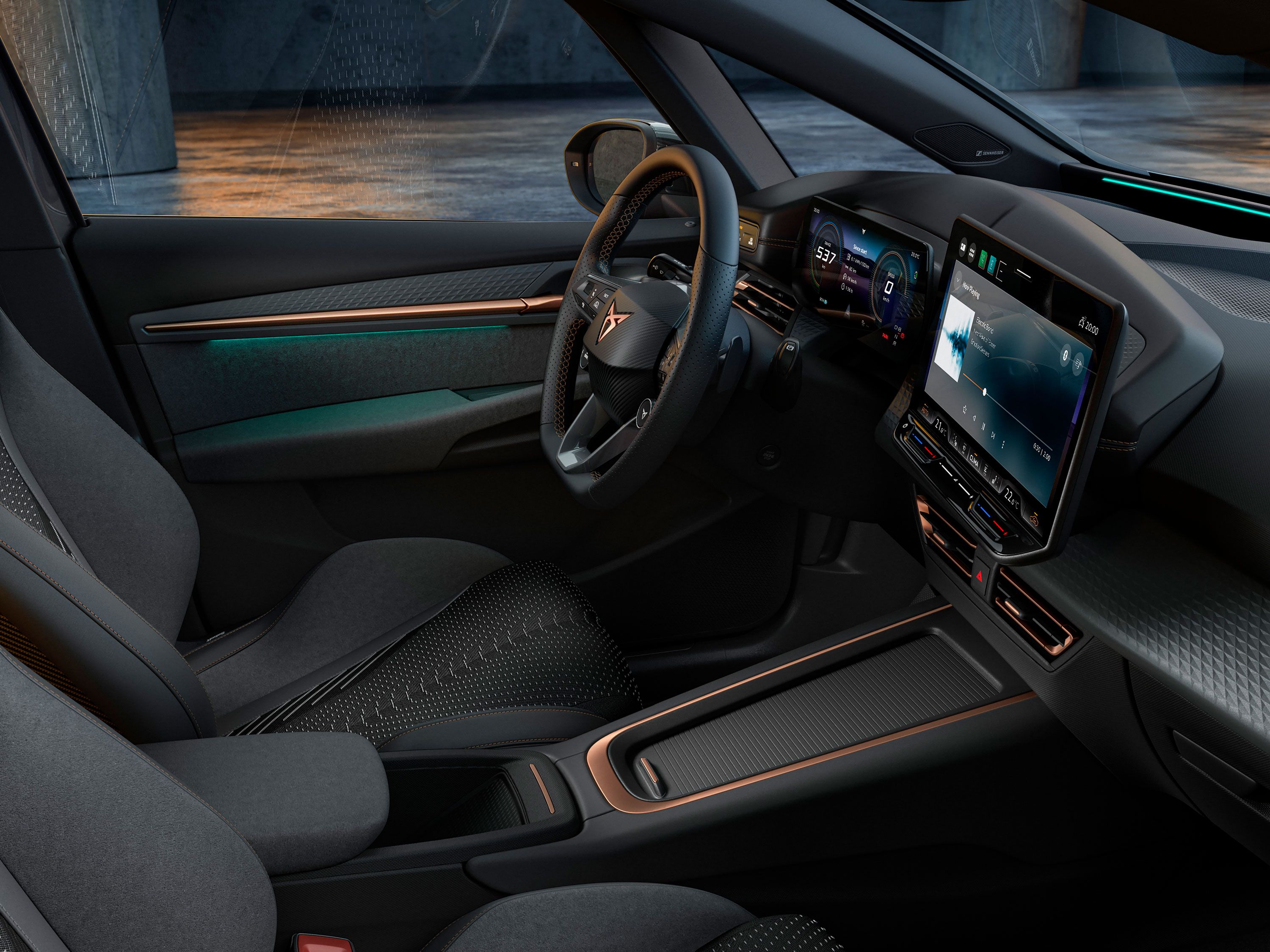 Innenansicht eines CUPRA Born mit Lenkrad und Digital Cockpit