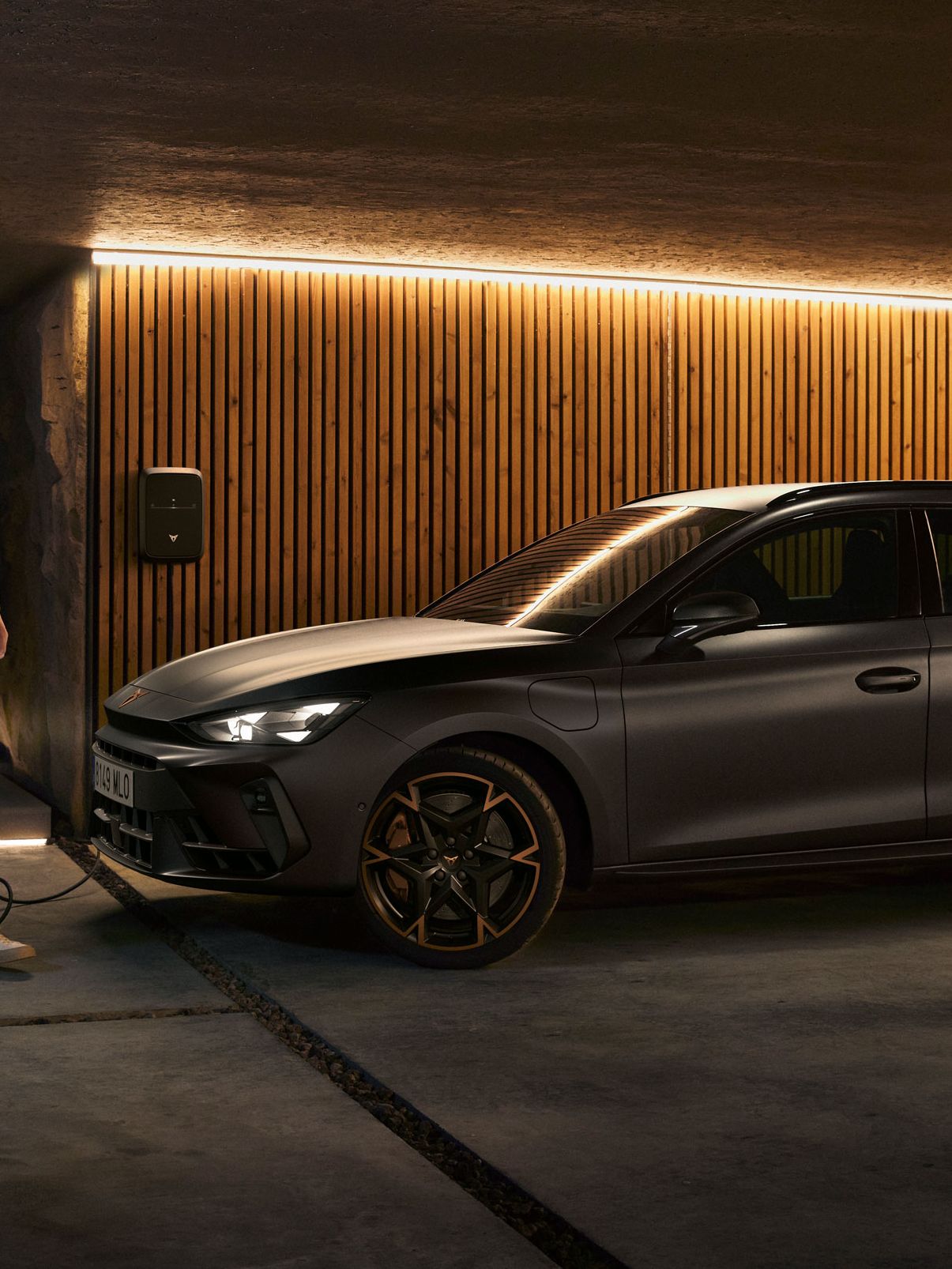 CUPRA Leon Hybrid inkl Ladekabel